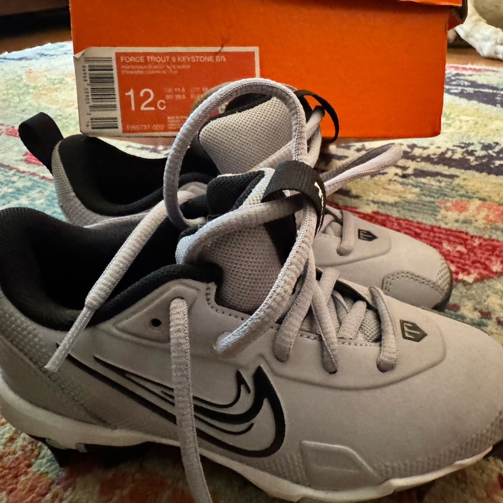 Nike Kids Baseball Cleats - NWOT